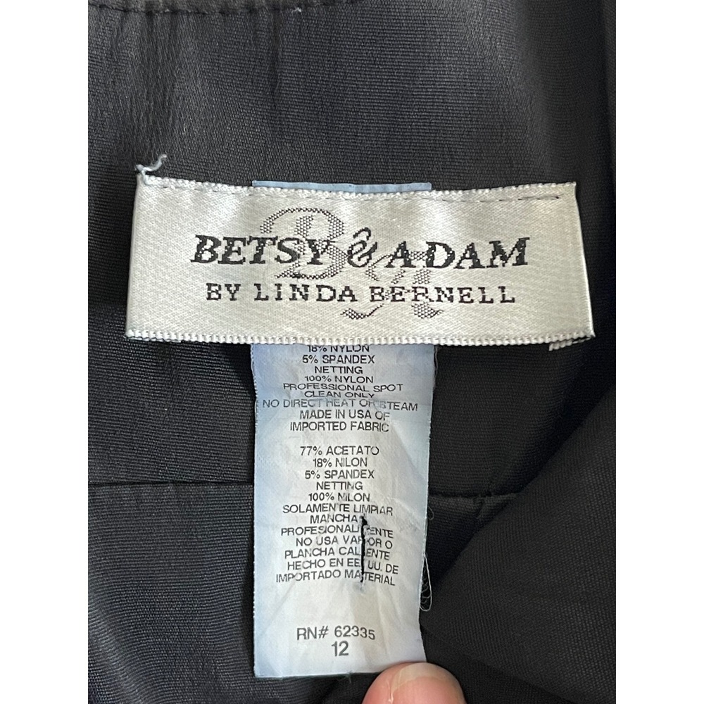 Betsy & Adam Black Ruched Bubble Hem Cocktail Dress Square Neck Size 12 - Picture 3 of 10
